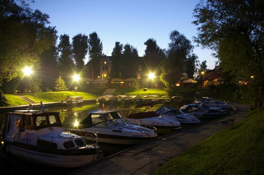 Hotell Zamek Dom Polonii