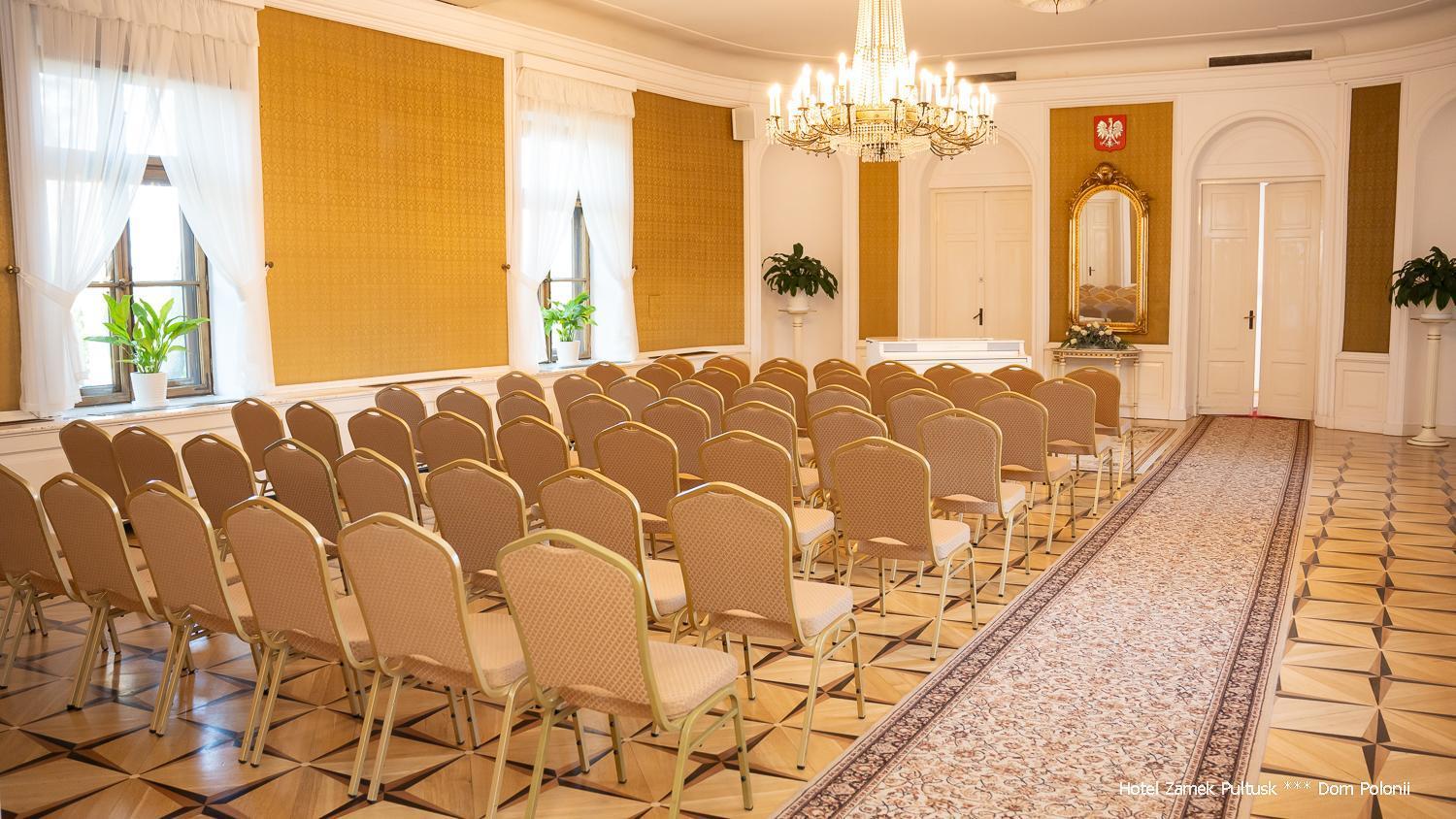 Hotell Zamek Dom Polonii 3*