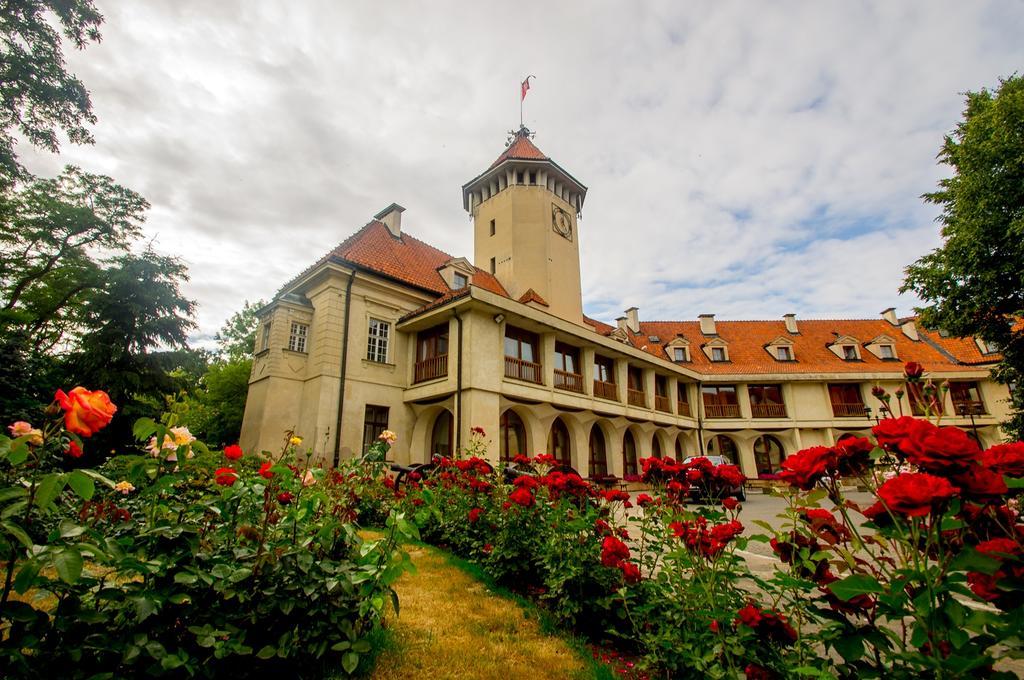 Hotell Zamek Dom Polonii Pułtusk